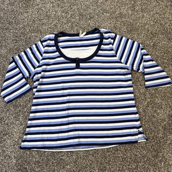 White Stag Tops - Vintage Women’s White‎ Stag Y2K White Striped 3/4 Sleeve T-Shirt Layered Size XL